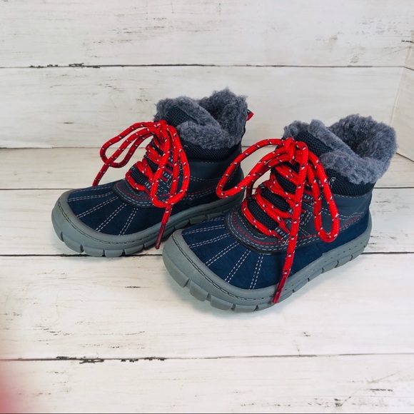 OshKosh B'gosh Other - OshKosh B'Gosh Marley 2 Boots  Sz Toddler 6
